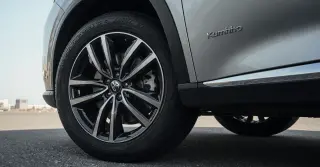 Pneu Kumho 235 45 R19